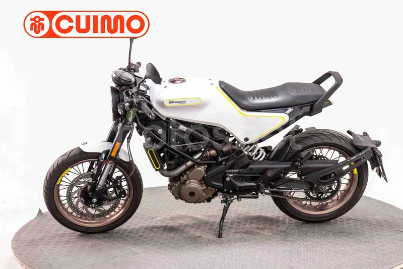 Husqvarna Vitpilen 401 - Vista 17