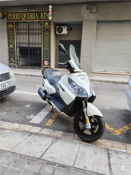 Piaggio X7 Evo 125 - Vista 4