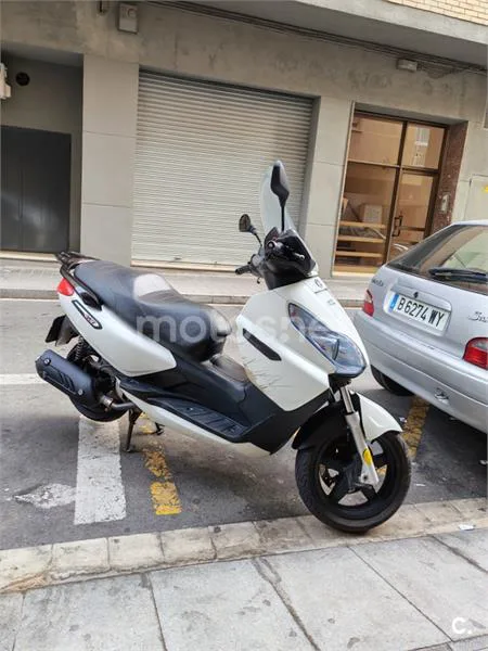 Piaggio X7 Evo 125 - Vista 5