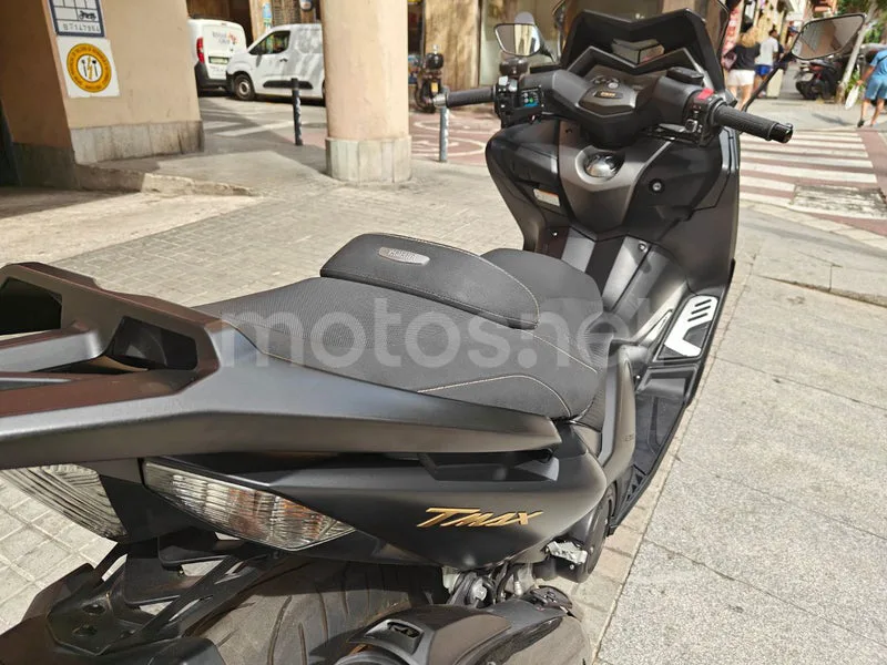 Yamaha TMAX 530 - Vista 3