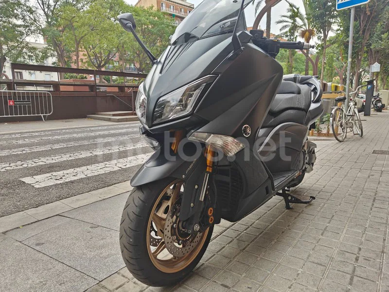 Yamaha TMAX 530 - Vista 8