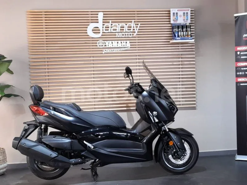 Yamaha XMAX 400 5699 € 2020 Murcia - 1