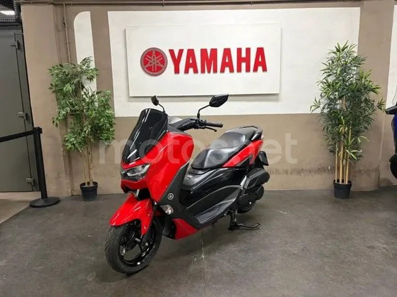 Yamaha NMAX - Vista 3