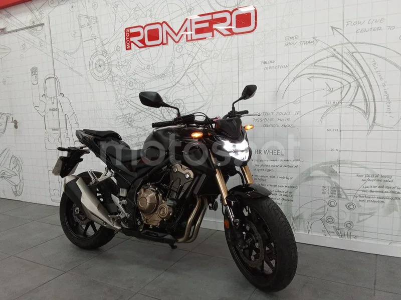 Honda CB500F - Vista 3