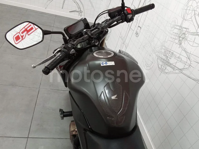 Honda CB500F - Vista 6