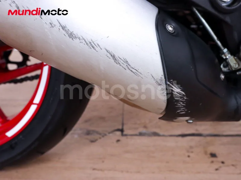 Ducati Monster 797 - Vista 15