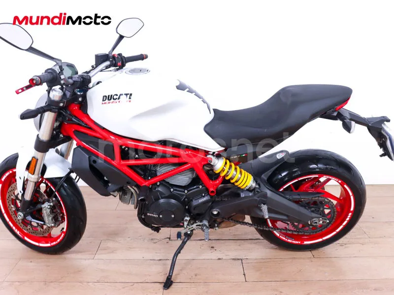 Ducati Monster 797 - Vista 6