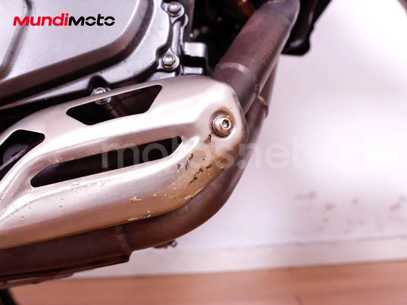 Benelli TRK 502 - Vista 20