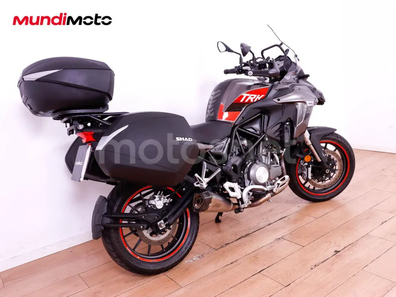 Benelli TRK 502 - Vista 3