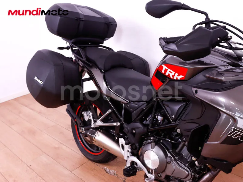 Benelli TRK 502 - Vista 53