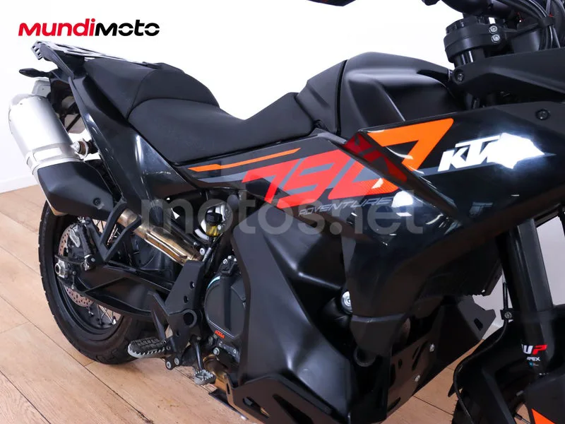 KTM 790 Adventure - Vista 16