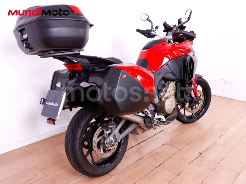 Ducati Multistrada V4 - Vista 3