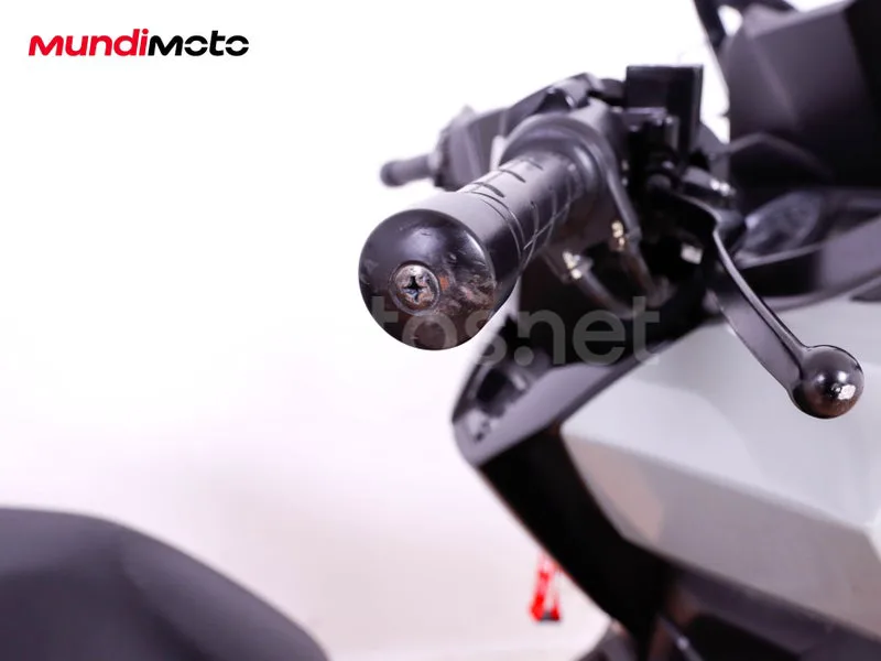 Honda Forza 125 - Vista 28