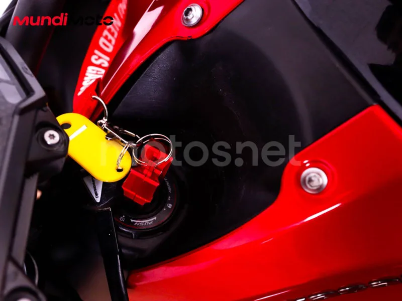 Kawasaki Z900 - Vista 46