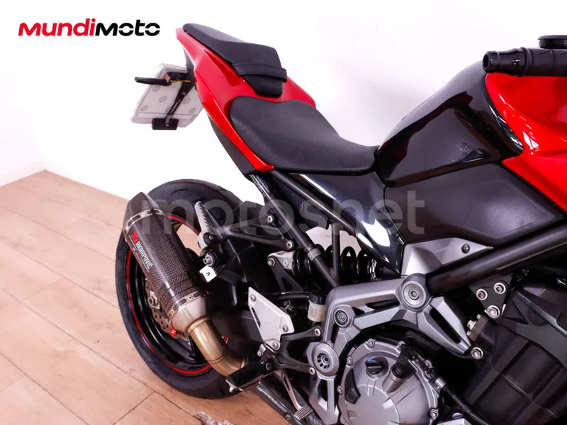 Kawasaki Z900 - Vista 57