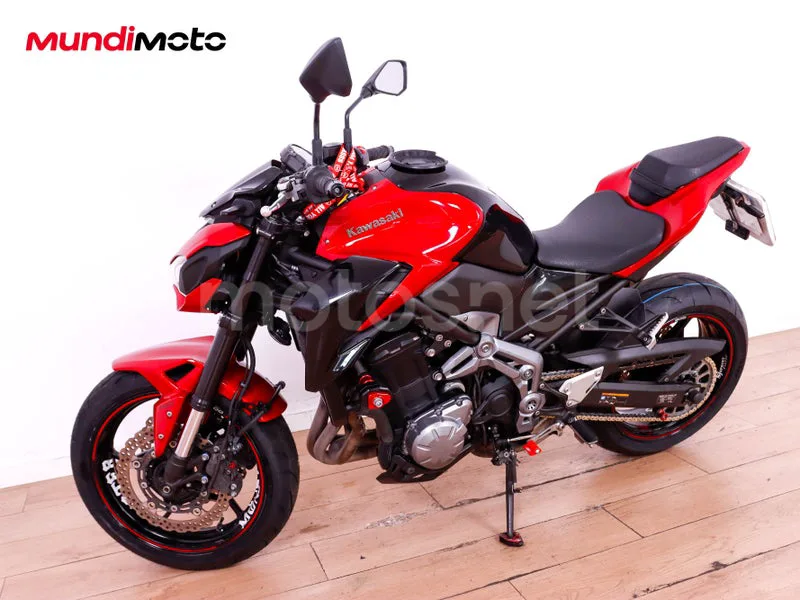 Kawasaki Z900 - Vista 7