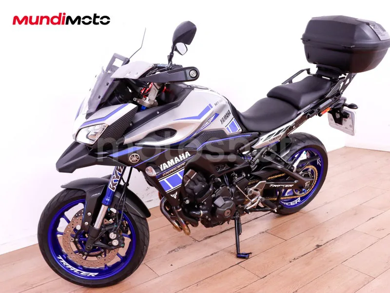 Yamaha Tracer 9 - Vista 7