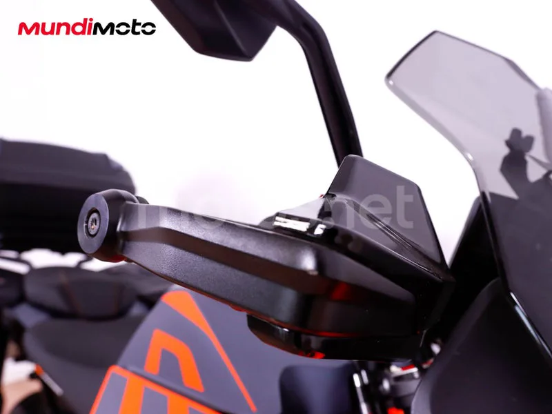 KTM 1290 Super Duke GT - Vista 28