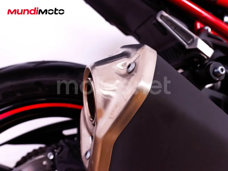 Kawasaki Z900 - Vista 18