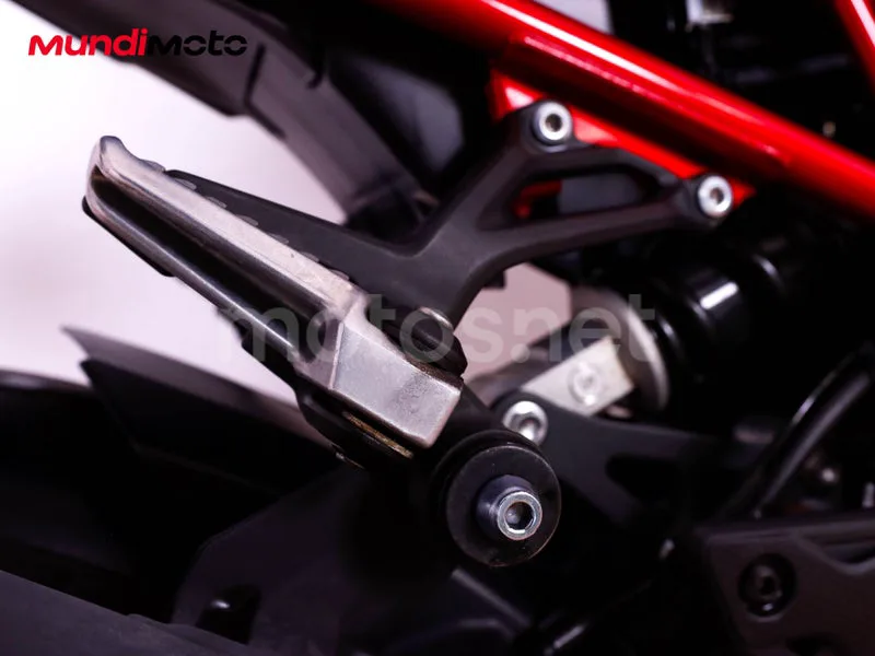 Kawasaki Z900 - Vista 19