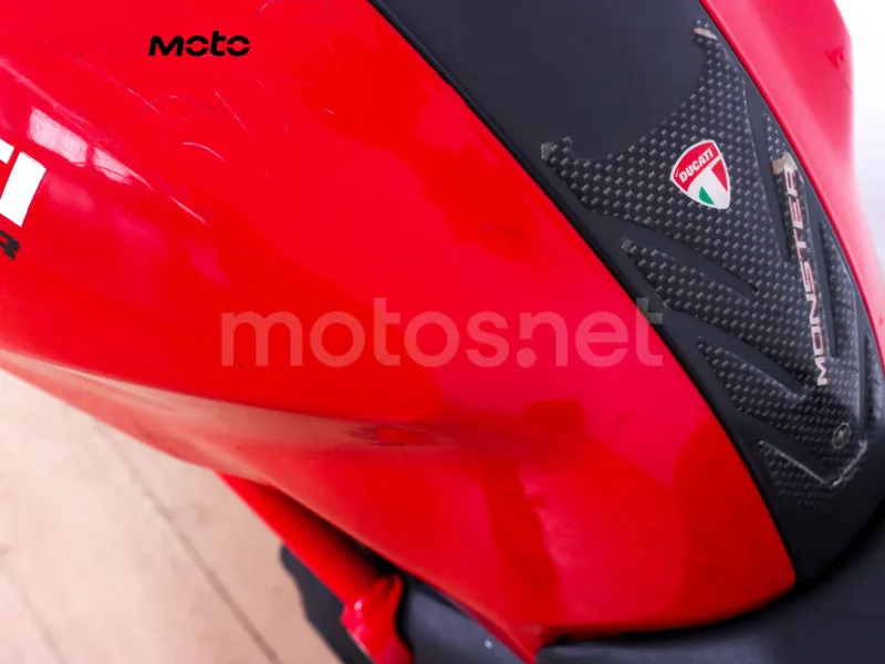 Ducati Monster 696 - Vista 16