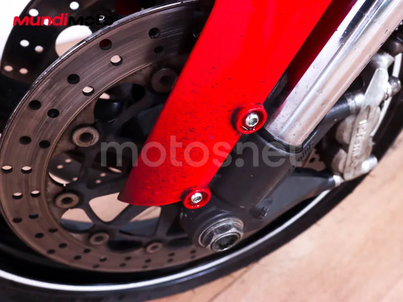 Ducati Monster 696 - Vista 30