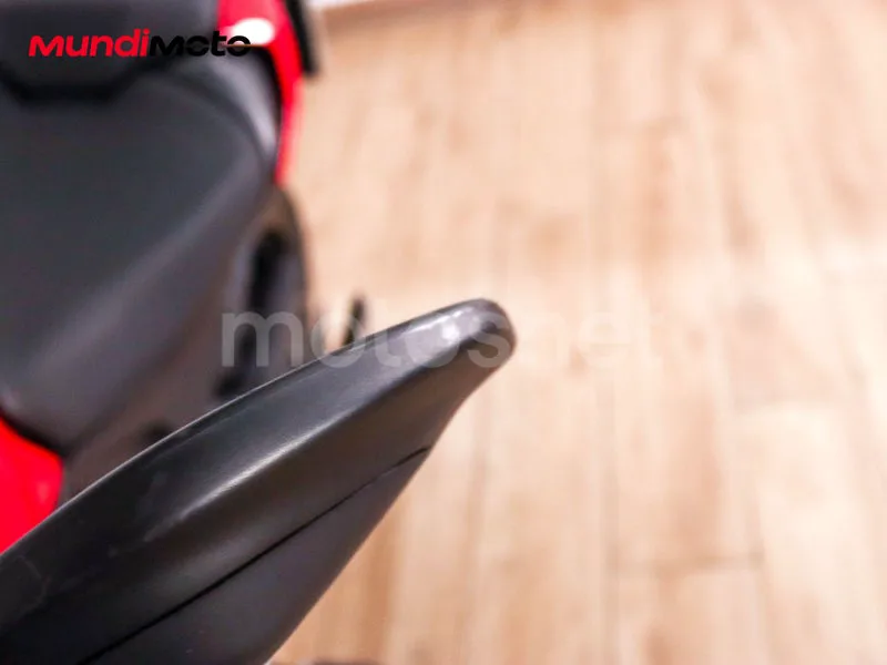 Ducati Monster - Vista 16