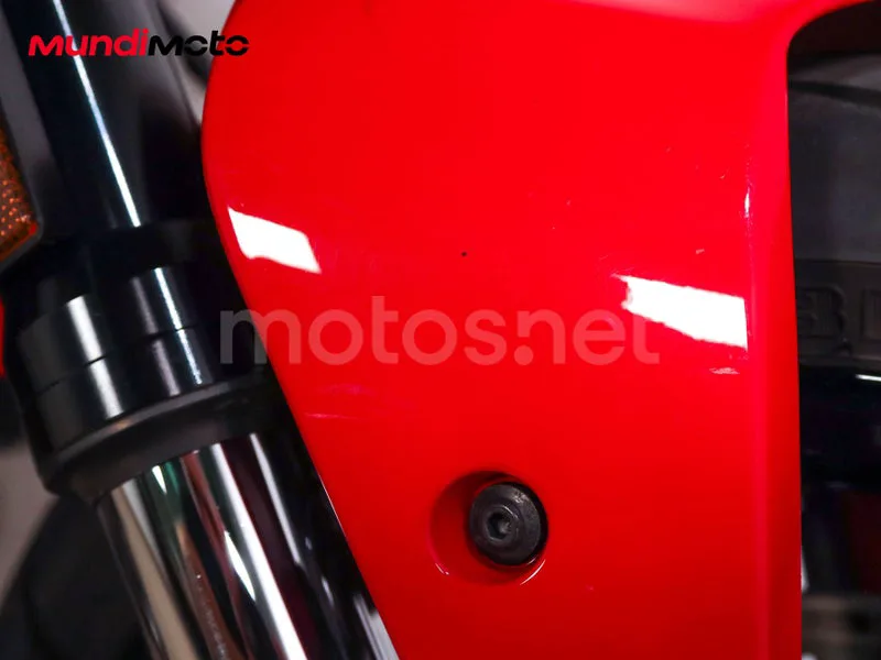 Ducati Monster - Vista 20