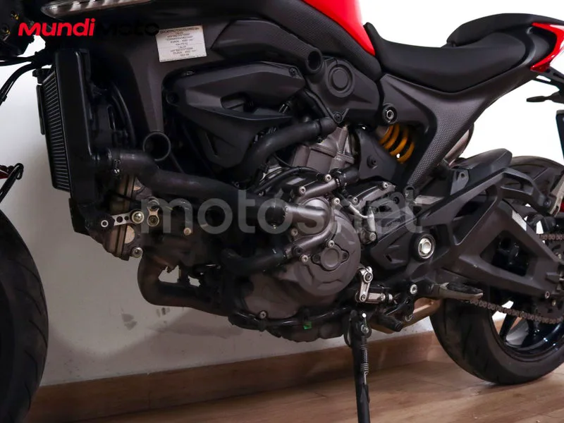 Ducati Monster - Vista 10