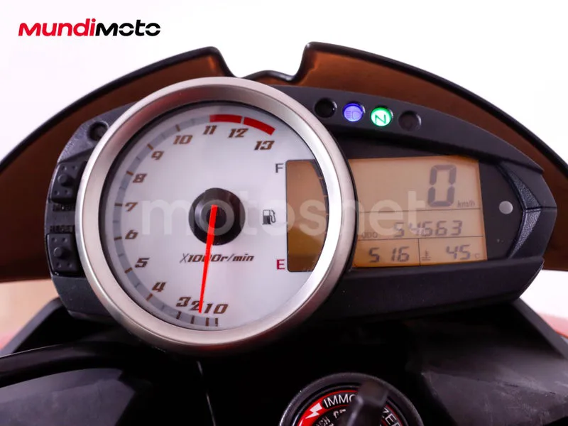 Kawasaki Z1000 - Vista 12