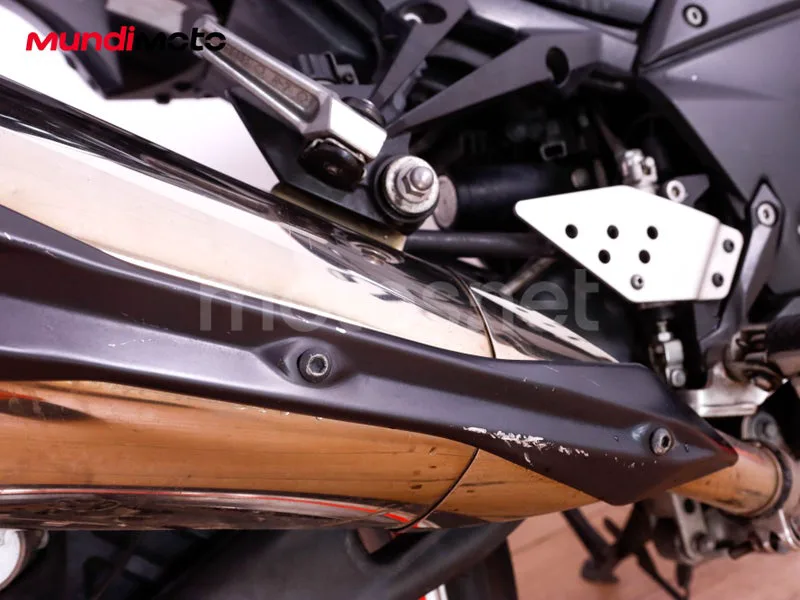 Kawasaki Z1000 - Vista 17