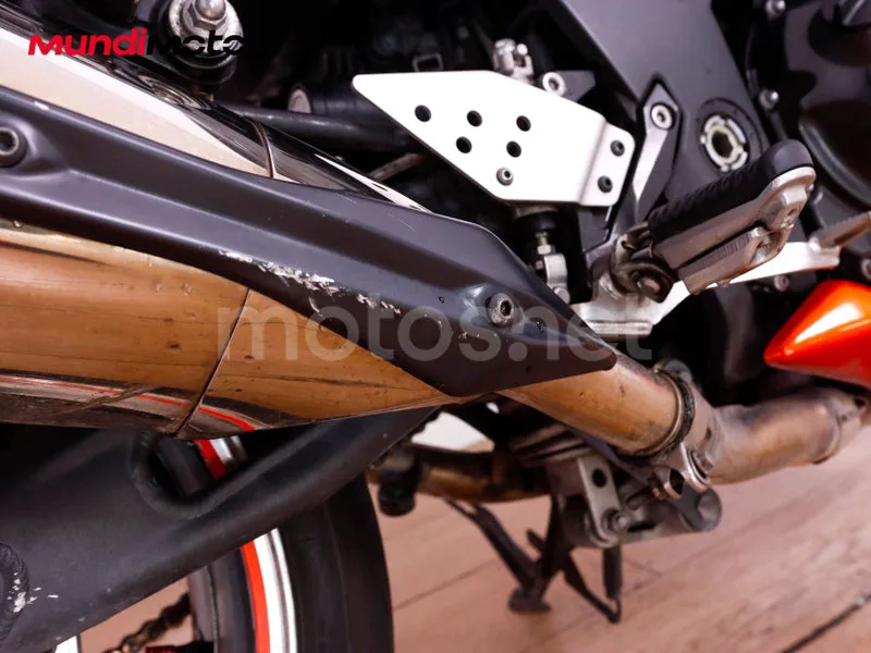 Kawasaki Z1000 - Vista 18