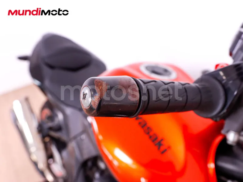 Kawasaki Z1000 - Vista 33