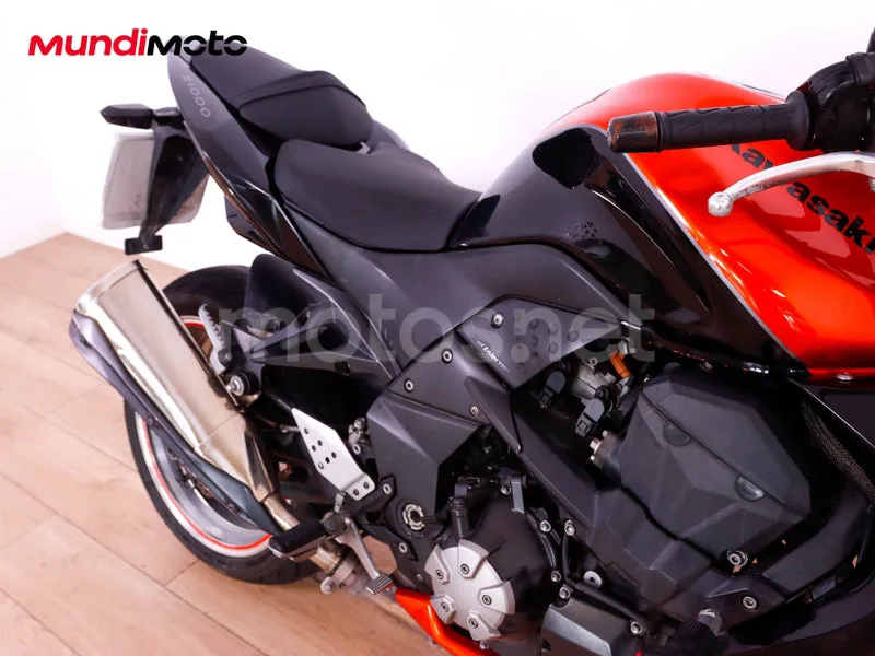 Kawasaki Z1000 - Vista 71