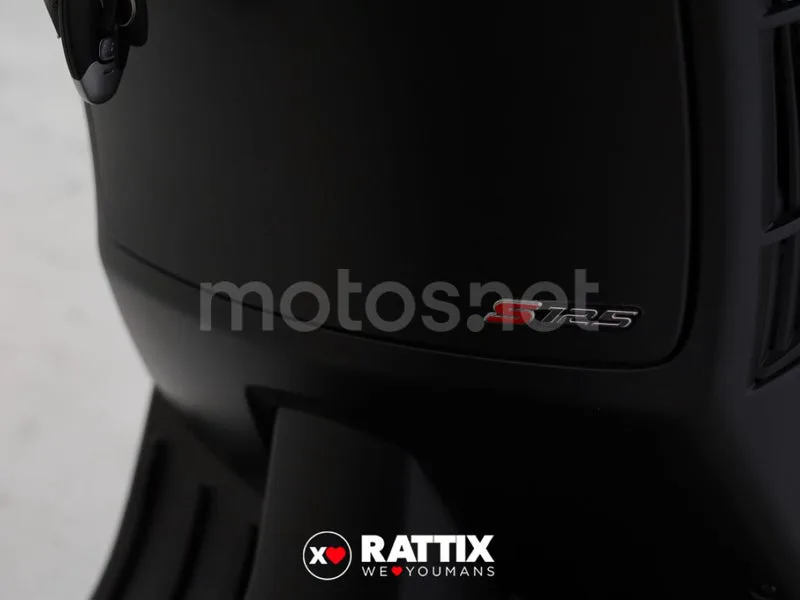 Vespa GTS 125 - Vista 11