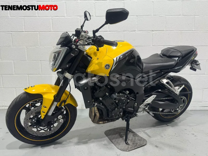 Yamaha FZ1 - Vista 4