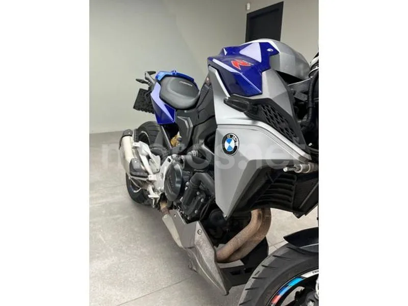 BMW F 900 R - Vista 9