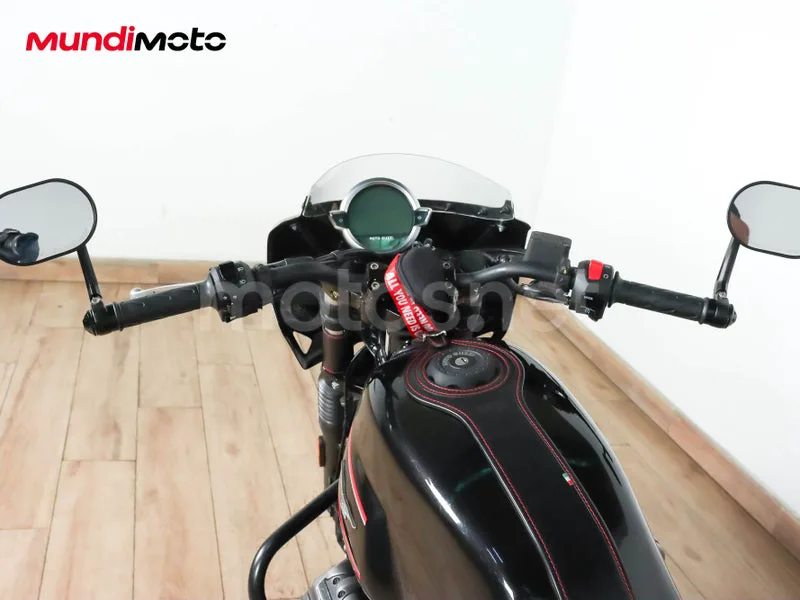 Moto Guzzi V7 III - Vista 11