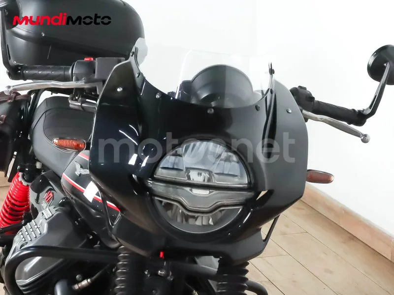 Moto Guzzi V7 III - Vista 5