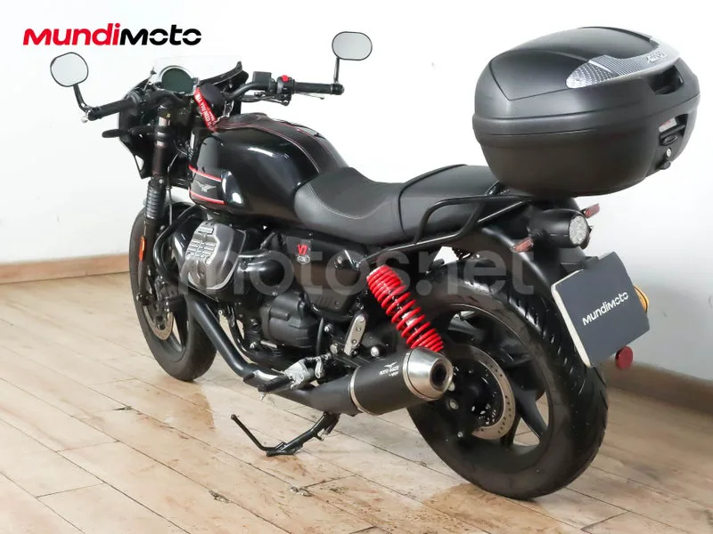 Moto Guzzi V7 III - Vista 8