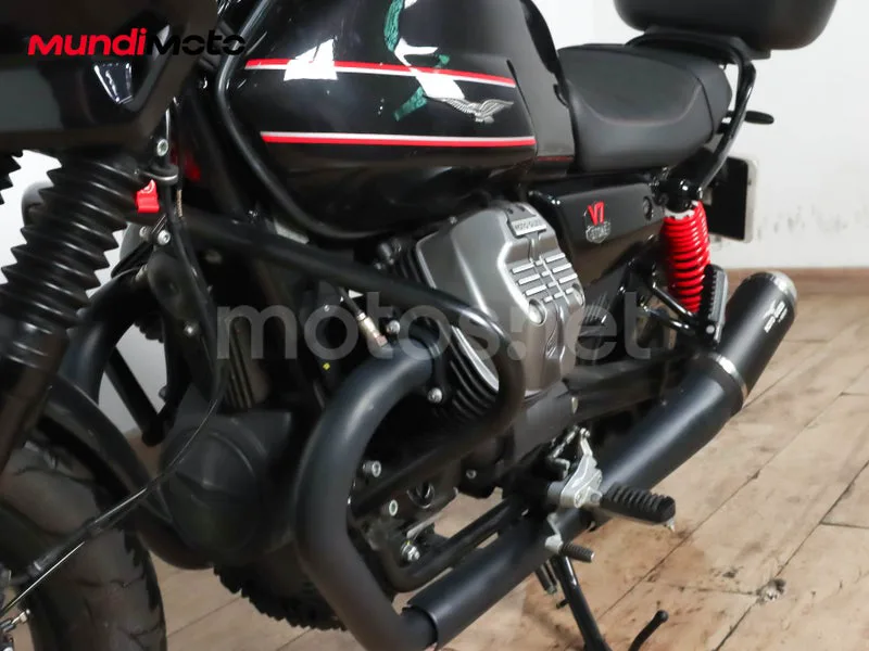 Moto Guzzi V7 III - Vista 10