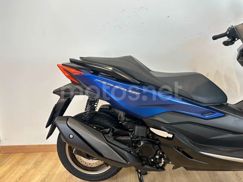 Honda Forza 350 - Vista 6