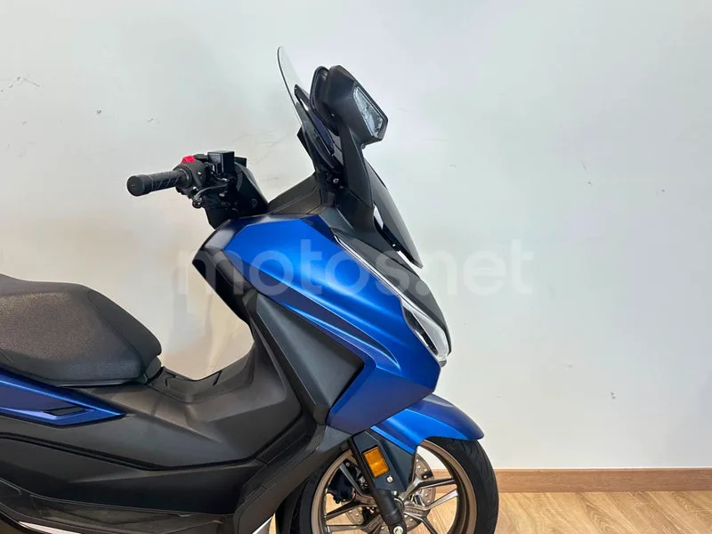 Honda Forza 350 - Vista 7