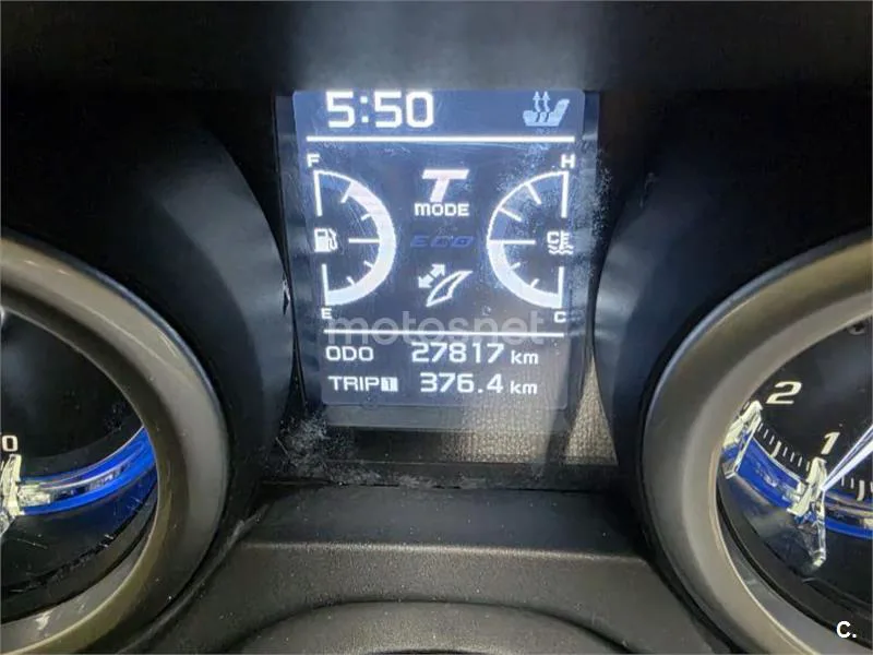 Yamaha TMAX - Vista 4
