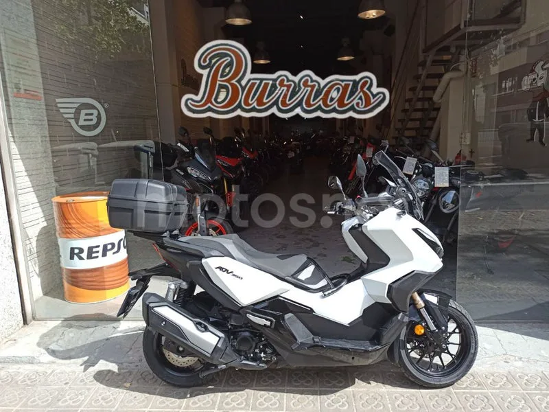 Honda ADV350 4890 € 2024 Barcelona - 2