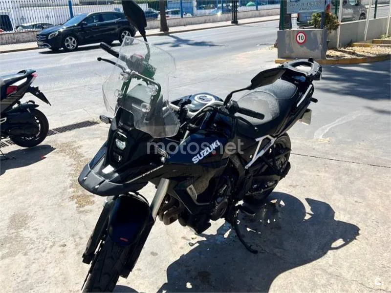 Suzuki V-Strom 800 - Vista 11