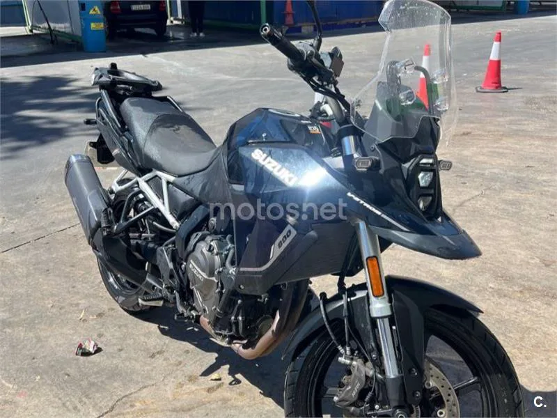Suzuki V-Strom 800 - Vista 12