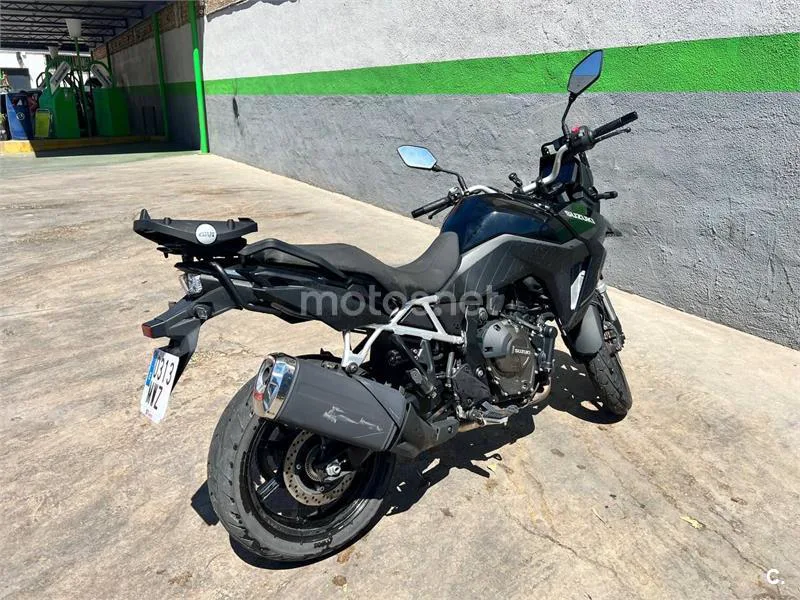 Suzuki V-Strom 800 - Vista 3