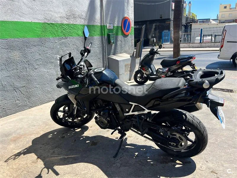 Suzuki V-Strom 800 - Vista 5