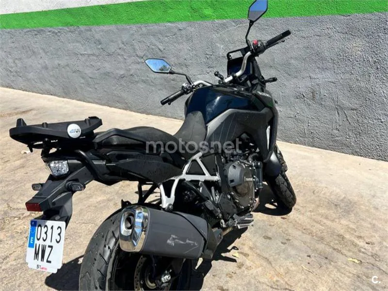 Suzuki V-Strom 800 - Vista 8